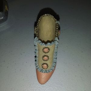 Vintage collectibles shoe
